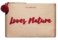 Visuel clarins trousse cent pour cent �cologique